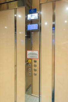 Hotel Chrys - Fahrstuhl Wellnessbereich